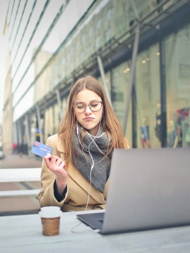 Cartão de crédito com score baixo: como contratar de forma fácil